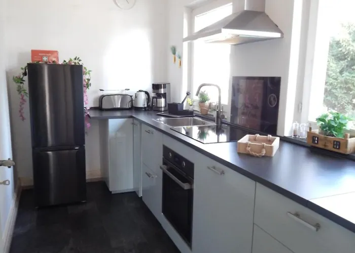 Schloss Rimburg - Jagdschloesschen Am Schlossweiher 7 * Ubach-Palenberg