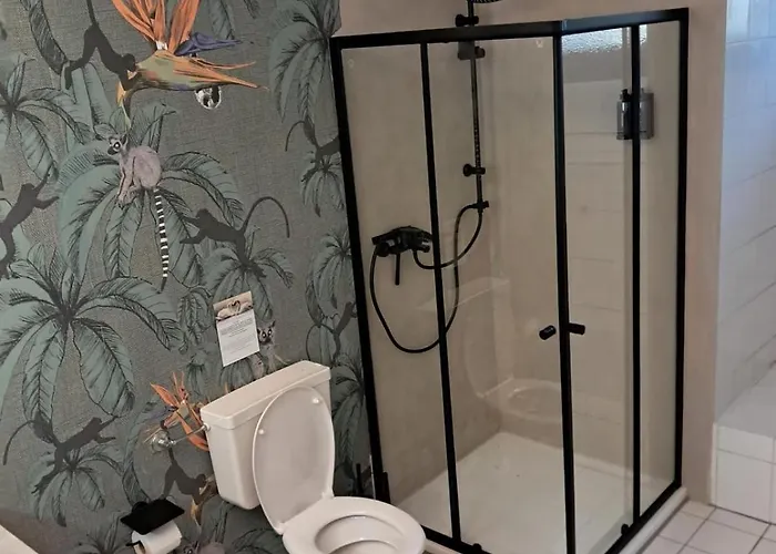 Schloss Rimburg - Jagdschloesschen Am Schlossweiher 7