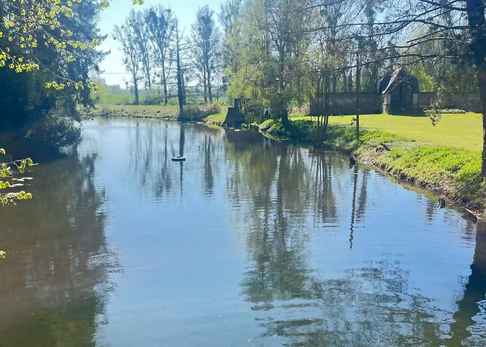 Schloss Rimburg - Jagdschloesschen Am Schlossweiher 7