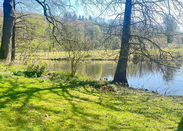 Schloss Rimburg - Jagdschloesschen Am Schlossweiher 7 *